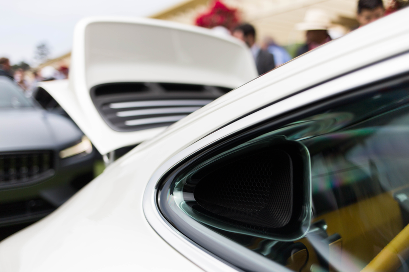 Illustration for article titled Lose Yourself in the Details of Singer And Williams' Reworked Porsche 911